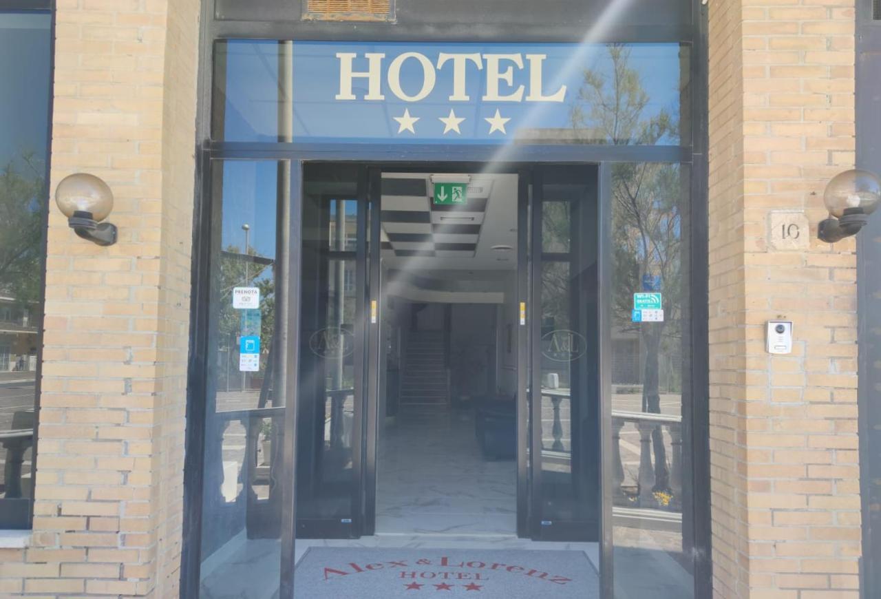 Alex & Lorenz Hotel Torvaianica Kültér fotó